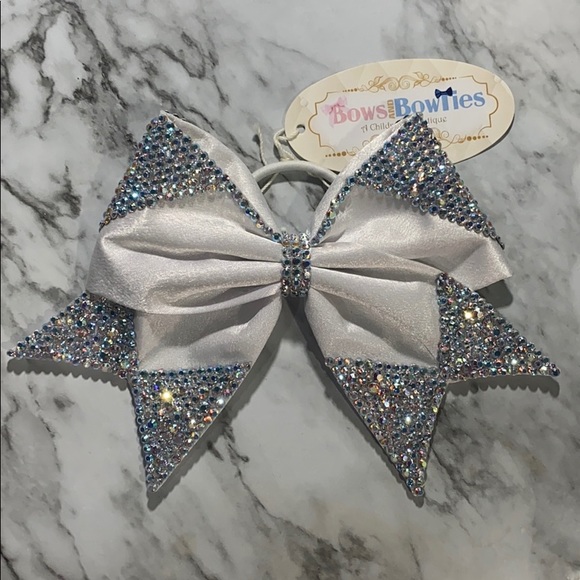 Other - 🆕Crystal Hair Bow